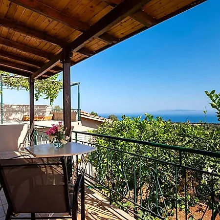 Hilltop Kefalonia * Valsamata